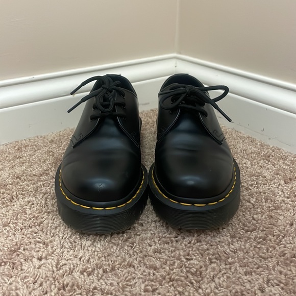 Doc Martens 1461 BEX SMOOTH LEATHER OXFORD SHOES Size: M7 or W9 Color: Black - Picture 3 of 7